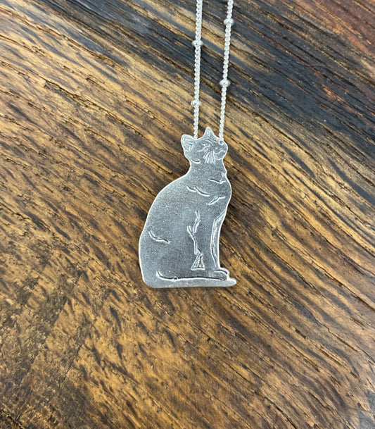 Silberkette mit Unikatanhänger „Katze/Kater“