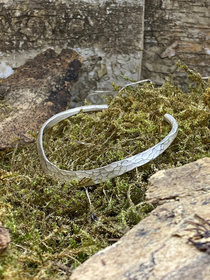 Geschmiedeter Armreif Silber Offen